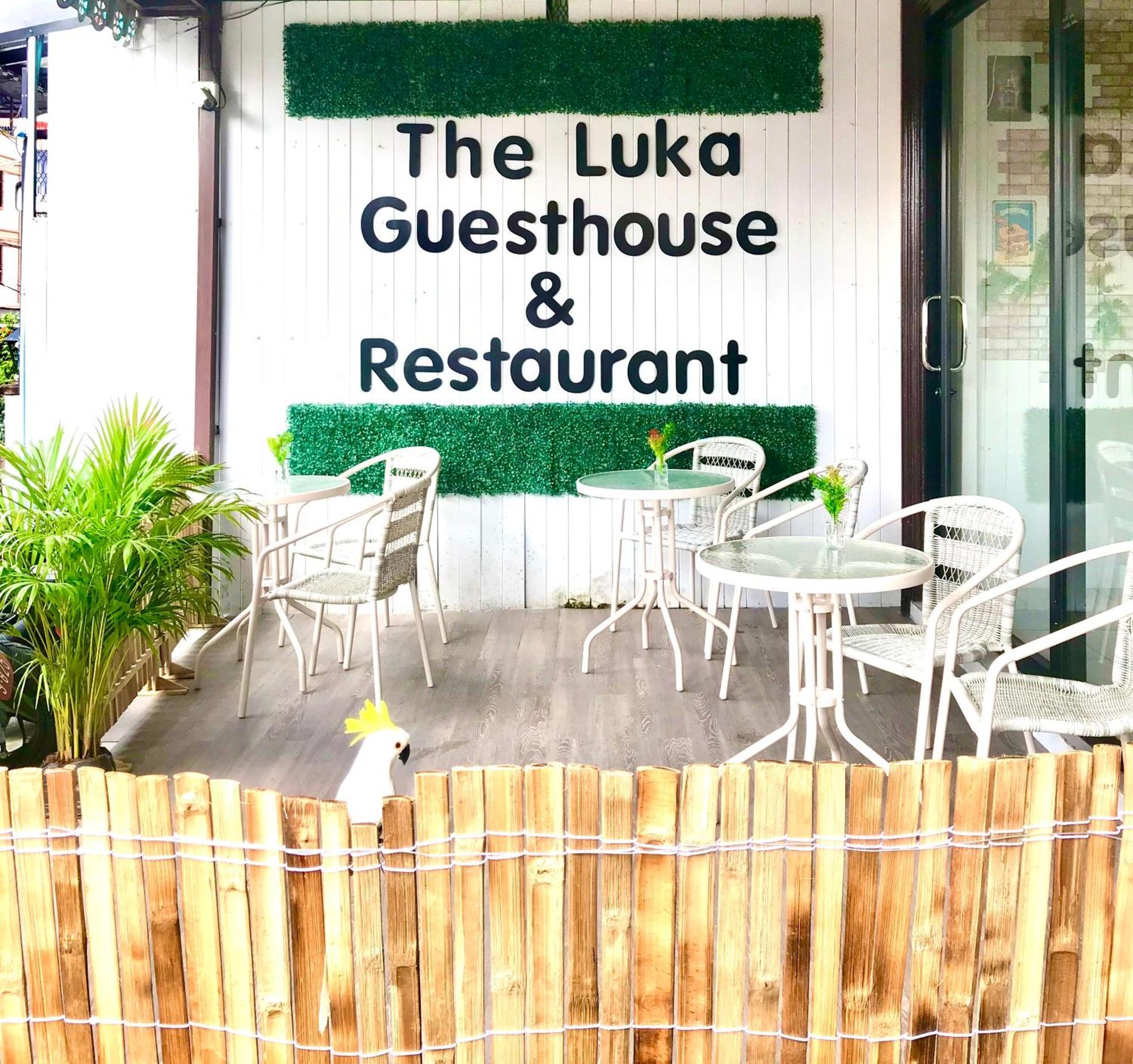 The Luka Guesthouse And Restaurant Patong Exterior foto